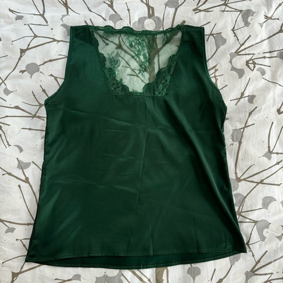 Green Silk and lace top - Picture 6 of 6